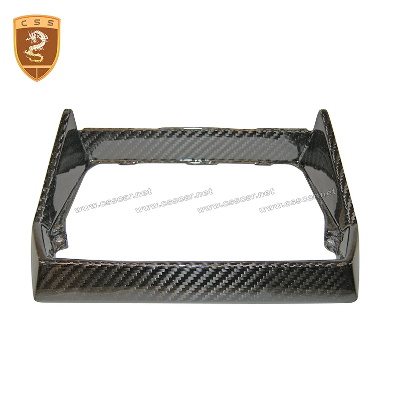 Рисунок 2 - Панель для навигатора из углеродного волокна