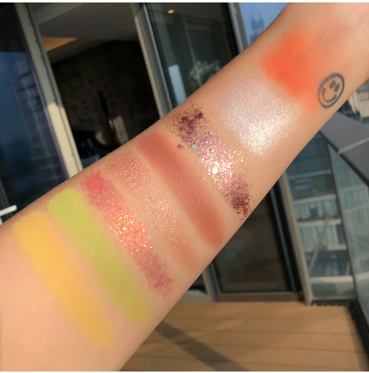 

Eyeshadow Pallete Makeup Brushes 8 Color Shimmer Matte Pigmented EyeShadow Palette Glitter Metallic Make up Palette Maquillage
