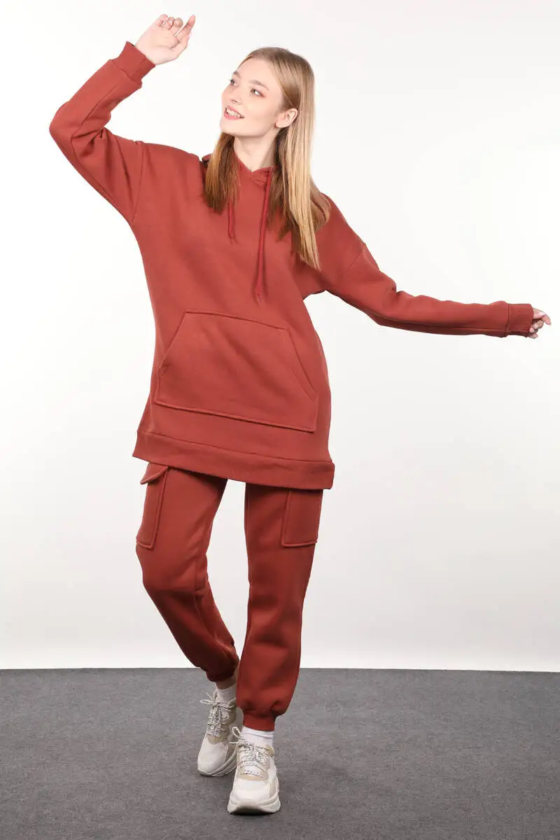 

Kiremit ardonlu Kaponlu Kadn Sweatshirt