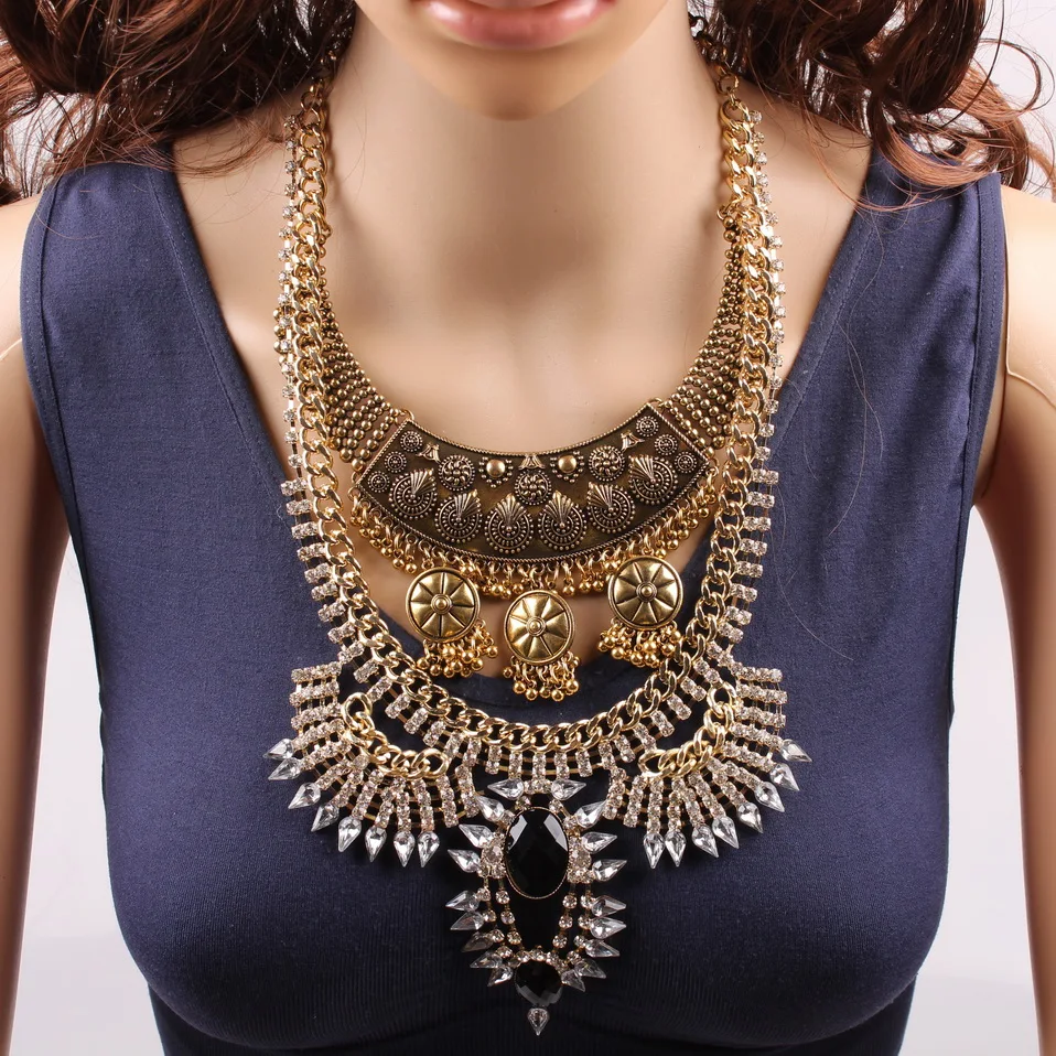 2021 Новая модная кристальная подвеска для вечеринок Женские ювелирные изделия в виде воротника Биб Костюмный массивный цепочки-колье.