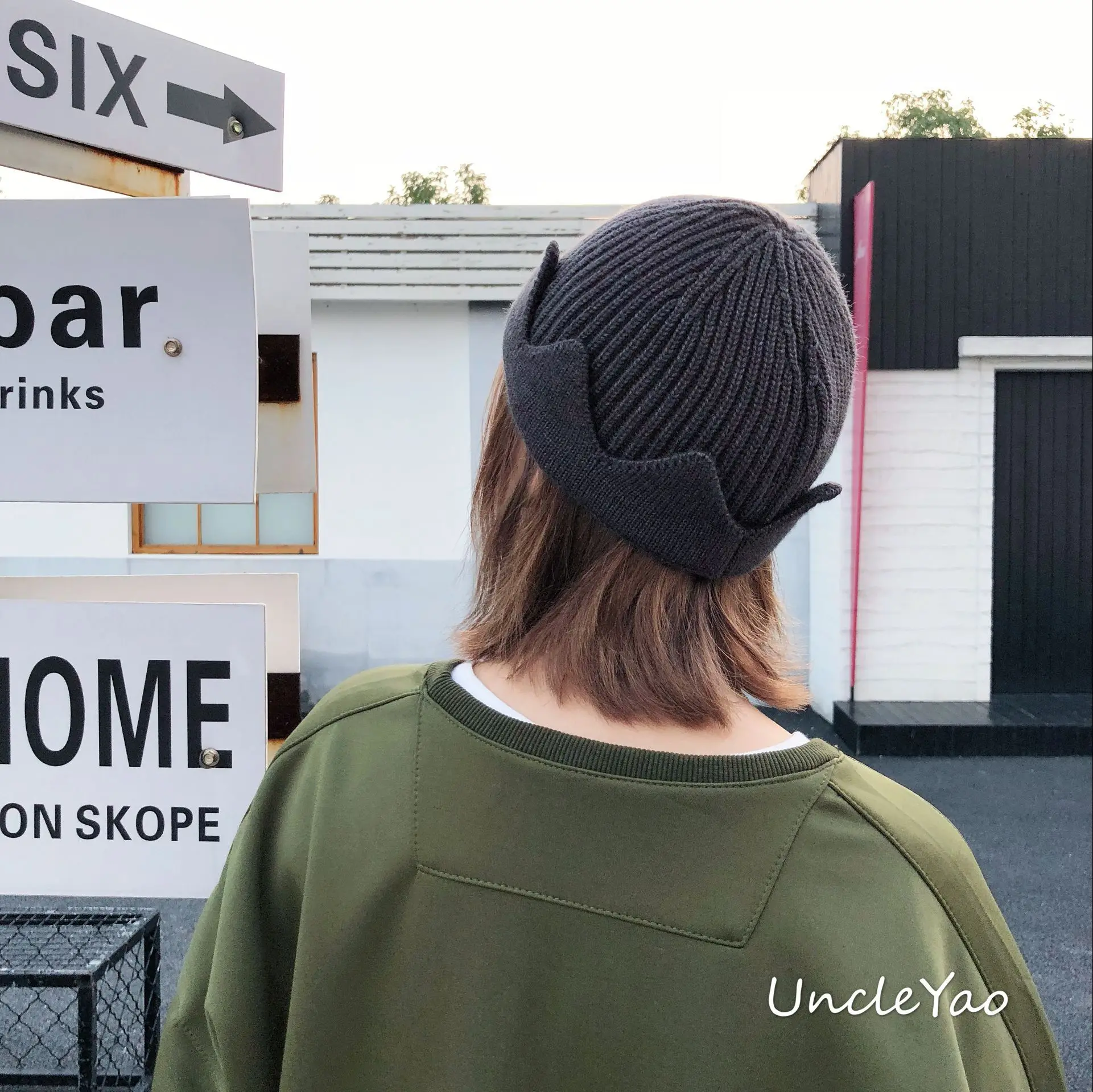 Женская Шапка бини с короной темно серая для костюмированной вечеринки|Женские