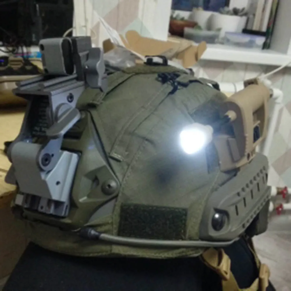 Harga WADSN Tec Biaya Pro Mpls Cepat Helm Lampu Sinyal Dengan Merah/Hijau/Putih/IR 4 Mode Taktis Outdoor Survival Senter