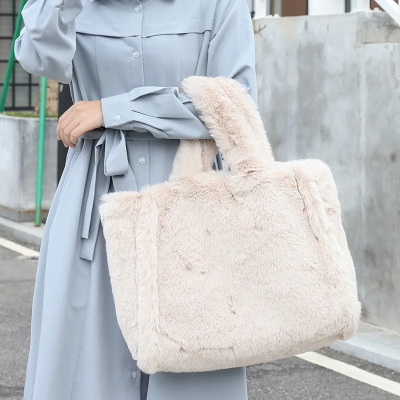 Winter Fluffy Plush Women Shoulder Bag Designer Soft Faux Fur Bags Handbag Large Capacity Handbags and Purse Shopper Bag 2021