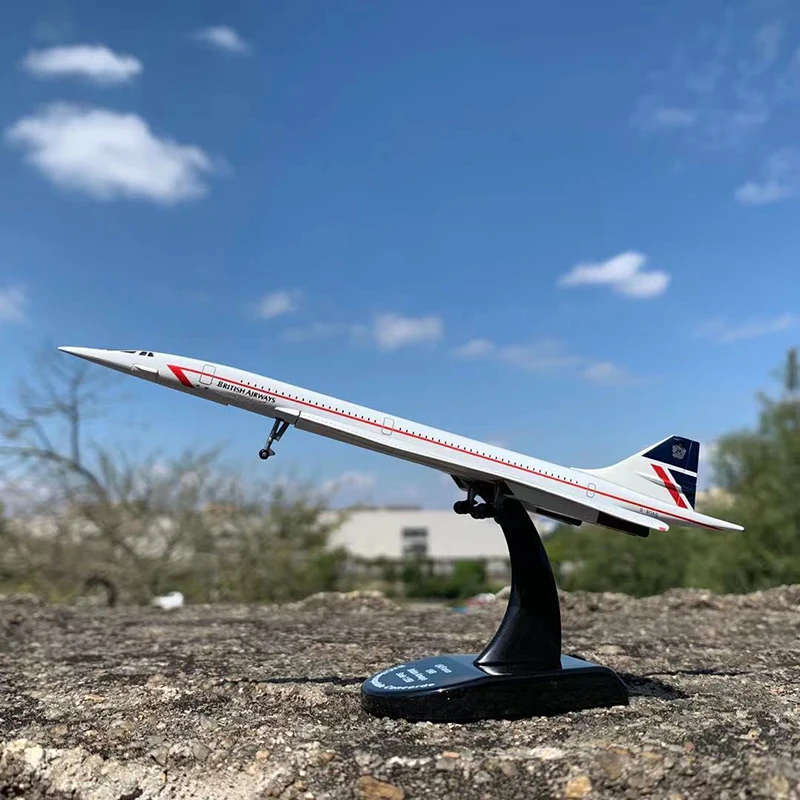 

18CM 1:350 Concorde British Airways Airline Model Alloy Collectible Display Toy Airplane Model Collection Kids Children