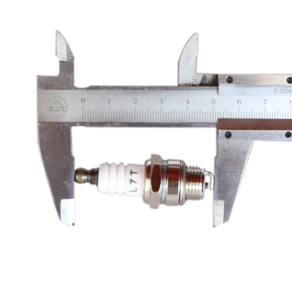 

2 шт., Свеча зажигания цепной пилы для газонокосилки