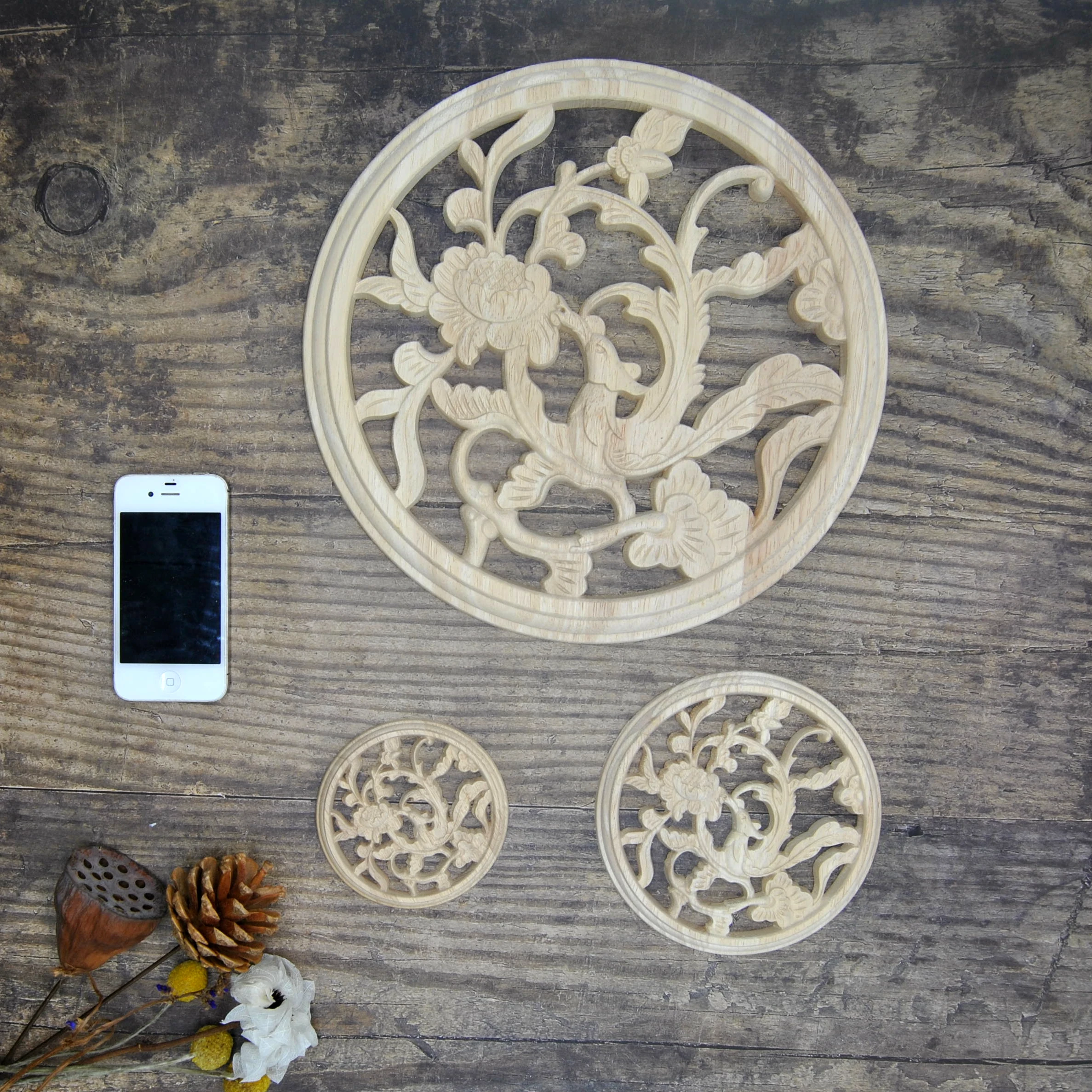 

Nature Wood Carving Furniture Decoration DIY painted Wood Round Applique Flower Hollow Him Miniature Crafts No.NMHH-003-6