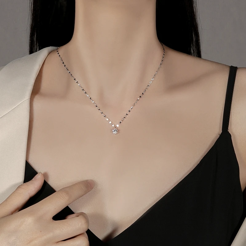 Новый стиль 925 стерлингового серебра украшенной алмазами для ожерелье