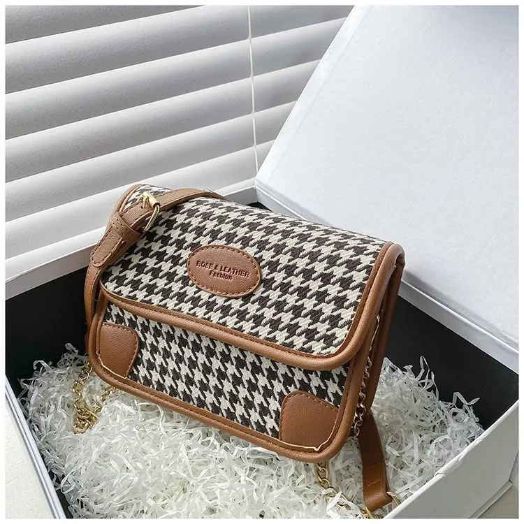 

Women's Bag, Shoulder Bag Small Square Bag Wild Checkered Flow Messenger Handbag Women's Shoulder Bag