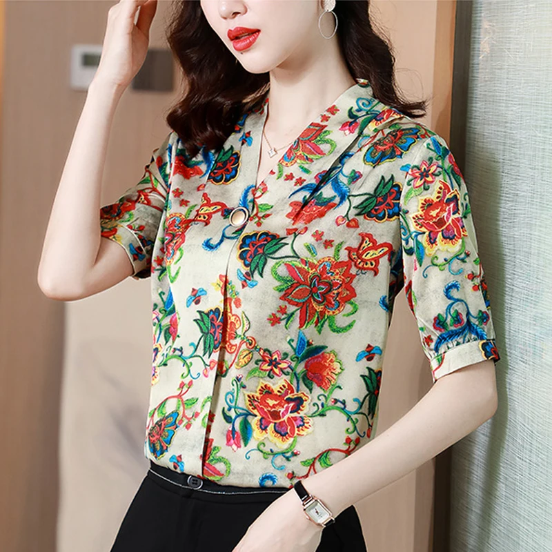 Женская шелковая блузка с коротким рукавом V образным вырезом и цветочным