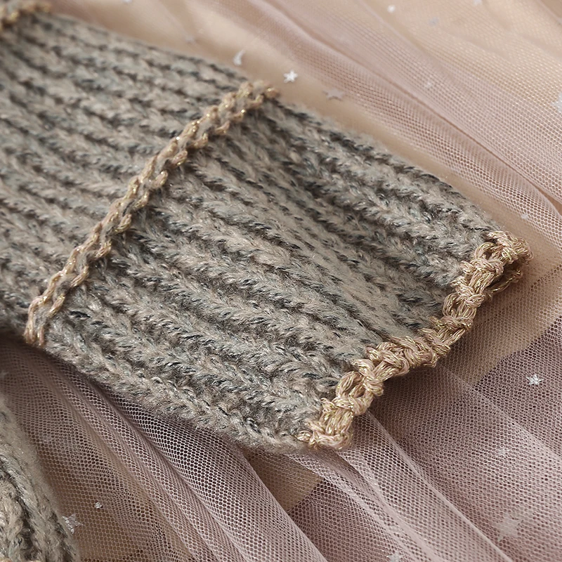 Женский комплект из двух предметов Свободный Полосатый свитер и сетчатая юбка