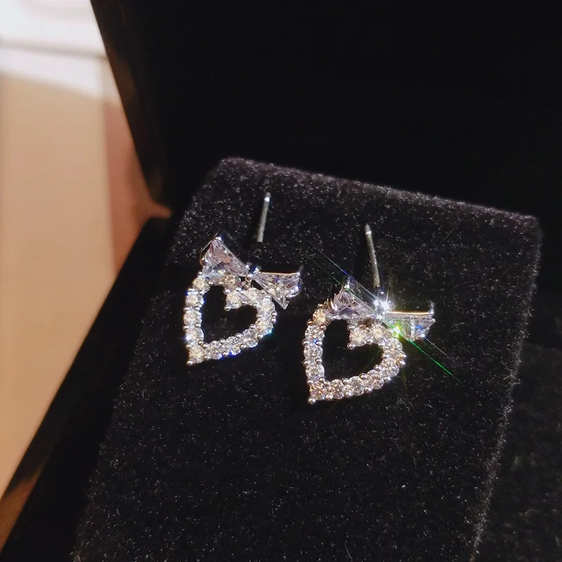 Женские серьги гвоздики с бантиком корейские ювелирные изделия серебристого