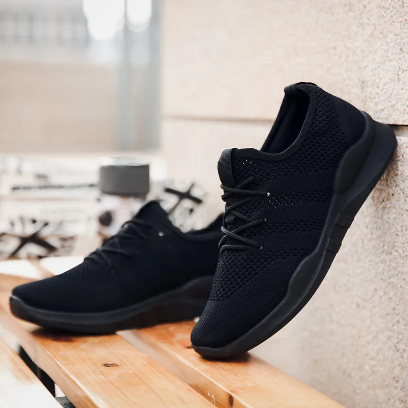 

White Color Men Casual Mesh Shoes Sports Low Top Breathable Running Sneakers Male Lace Up Sneaker Lightweight Trainers Flats
