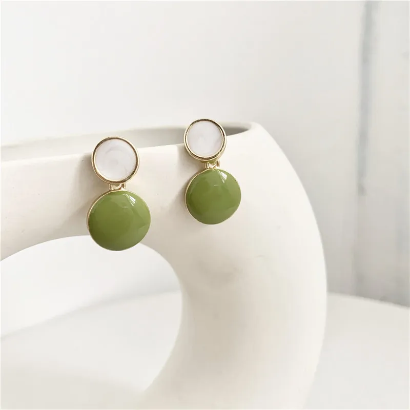  Корейские темпераментные простые круглые глянцевые серьги в форме капли