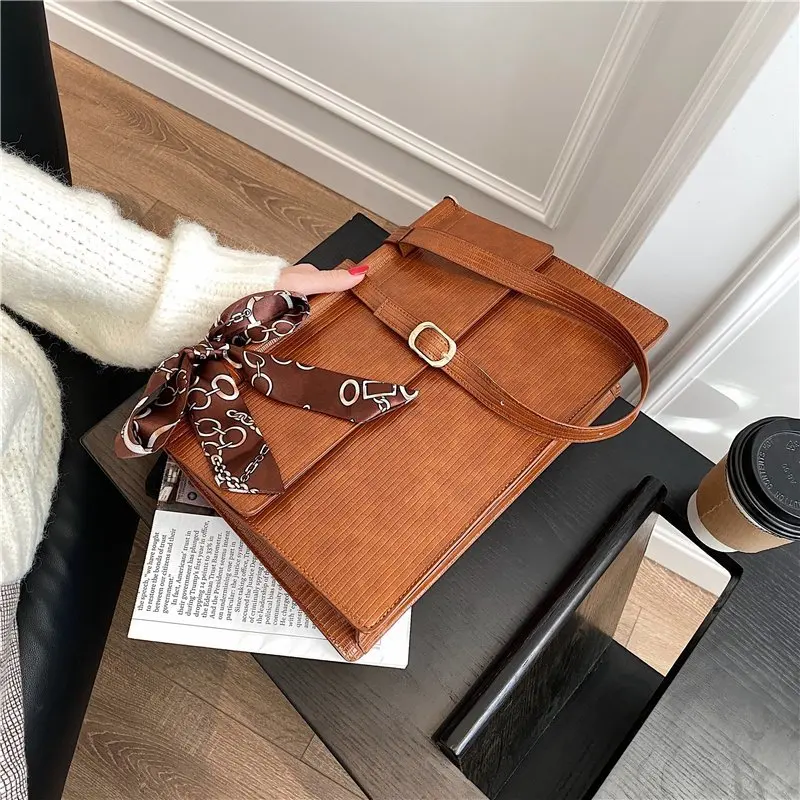 

Toposhine Fashion women's envelope clutch bag High quality Crossbody Bags for women trend handbag messenger bag large Ladies Bag