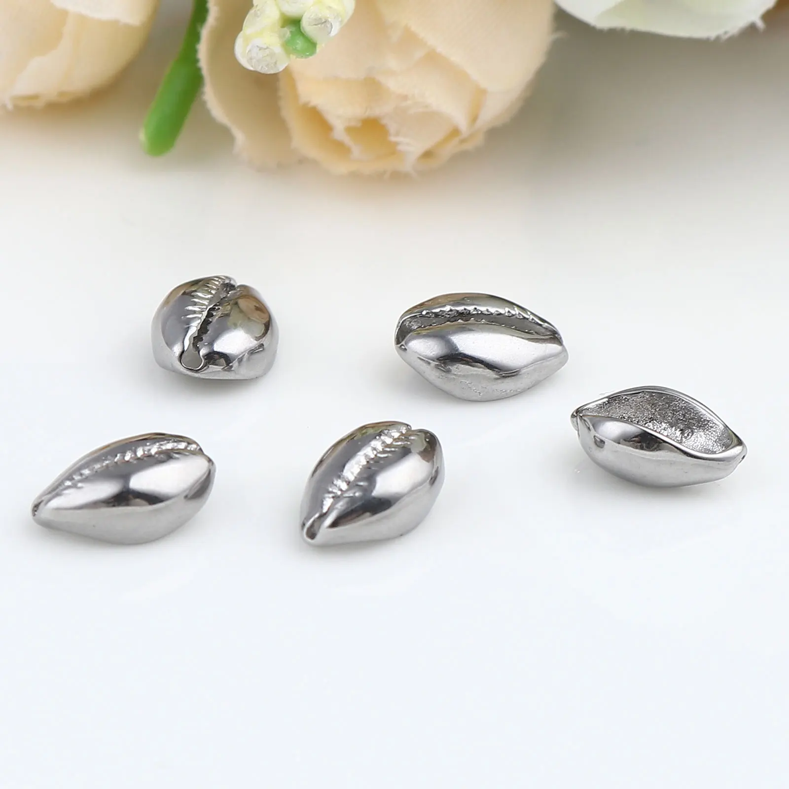 

Stainless Steel Beads Shell Silver Color 11mm x 8mm, Hole: Approx 0.9mm, 1 Piece