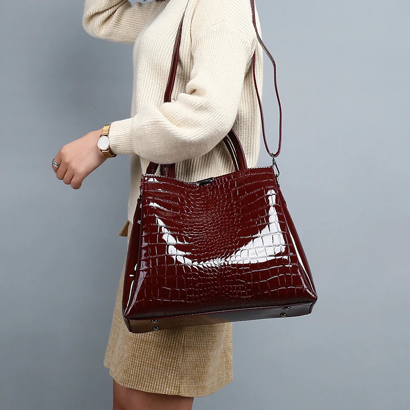 

Crocodile Pattern Leather Large Capacity Women Handbag New Fashion Female Shoulder Bag Casual Alligator Emboss Woman's Totes Bag