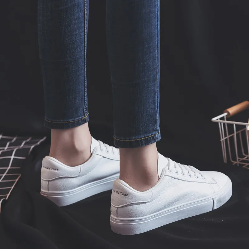 Кроссовки женские из ПУ кожи Вулканизированная подошва модная повседневная