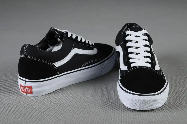 

Authentic Van Old Skool Men Canvas Sneakers Red Black Comfortable Outdoor Women Skateboarding Shoes Size 36-44