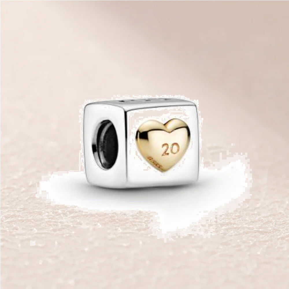 

799065C00 20th Anniversary Love Dice Charm