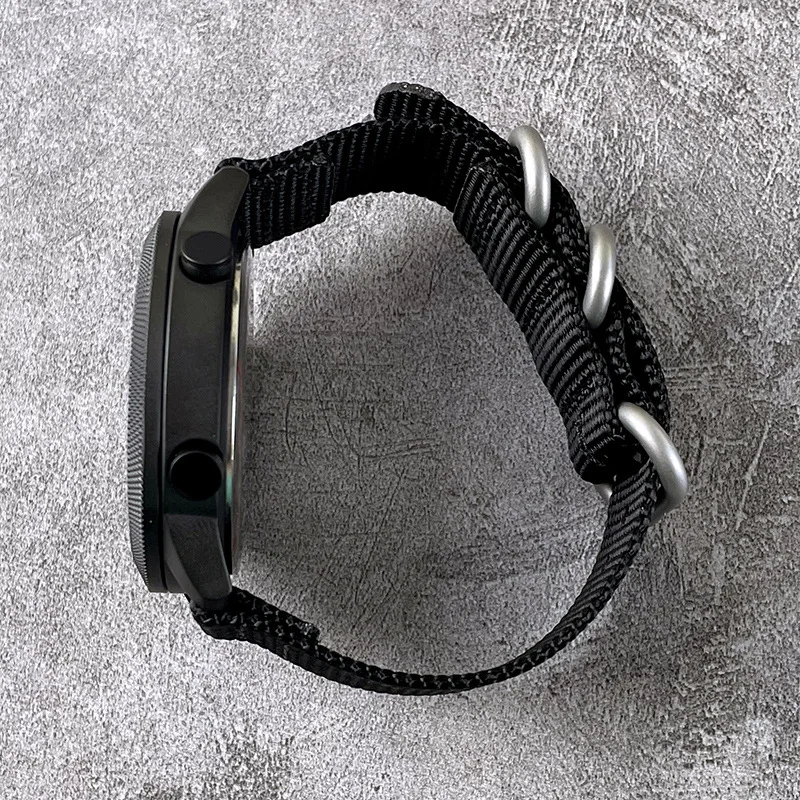 Мужские наружные водонепроницаемые умные часы с компасом индикатором солнечной