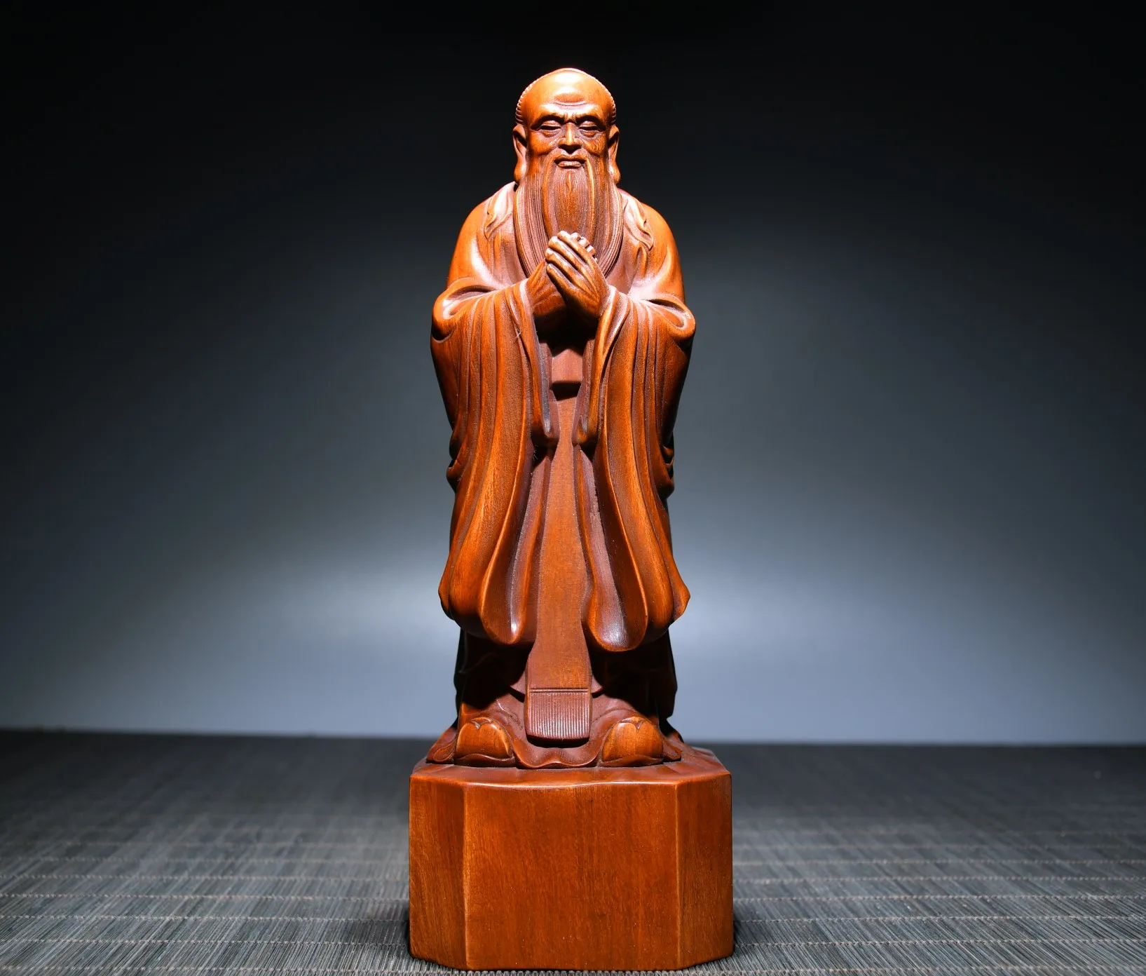 

Китайская народная коллекция Seikos, статуя Конфуция из бокса, моральный Бог, офисный орнамент, городской дом, 8 дюймов