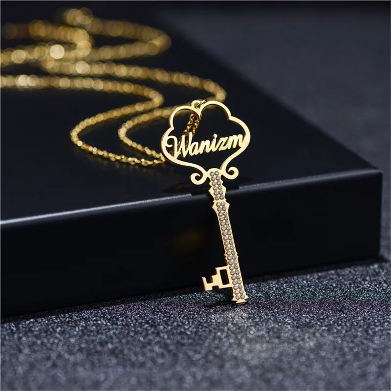 

Personalized Customized Stainless Steel Key Name Plate Necklace Heart-Shaped Unlimited Iove. Family Party Friends Gift