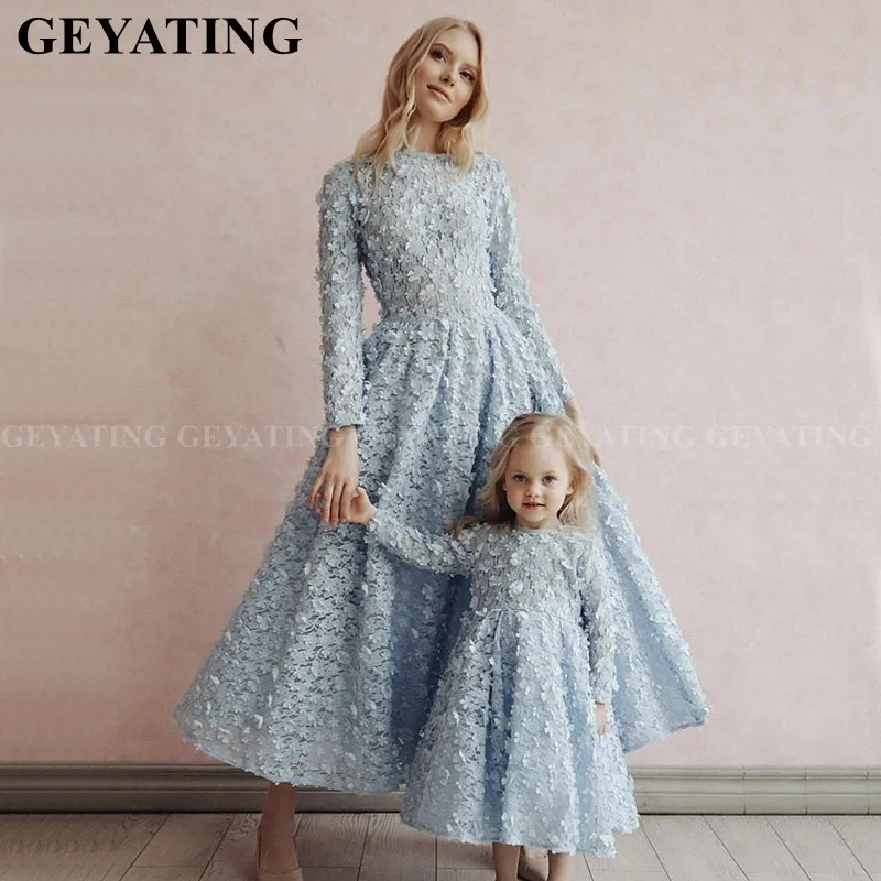 Mother and Daughter Арабское голубое кружевное вечернее платье с длинными рукавами и цветочным рисунком для мамы и дочки, вечерние платья для выпускного вечера, семейные вечерние платья средней длины - Цвет: Mother and Daughter
