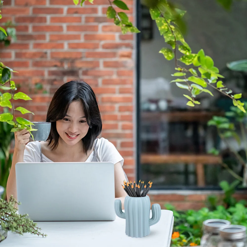 

2pcs Multifunction Pen Holder Pen Pot Brush Storage Jar Brush Holder