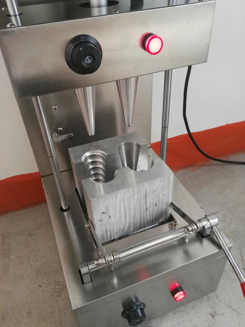 Машина для пиццы Kono двухспиральная машина в рожке/простая эксплуатации по низкой