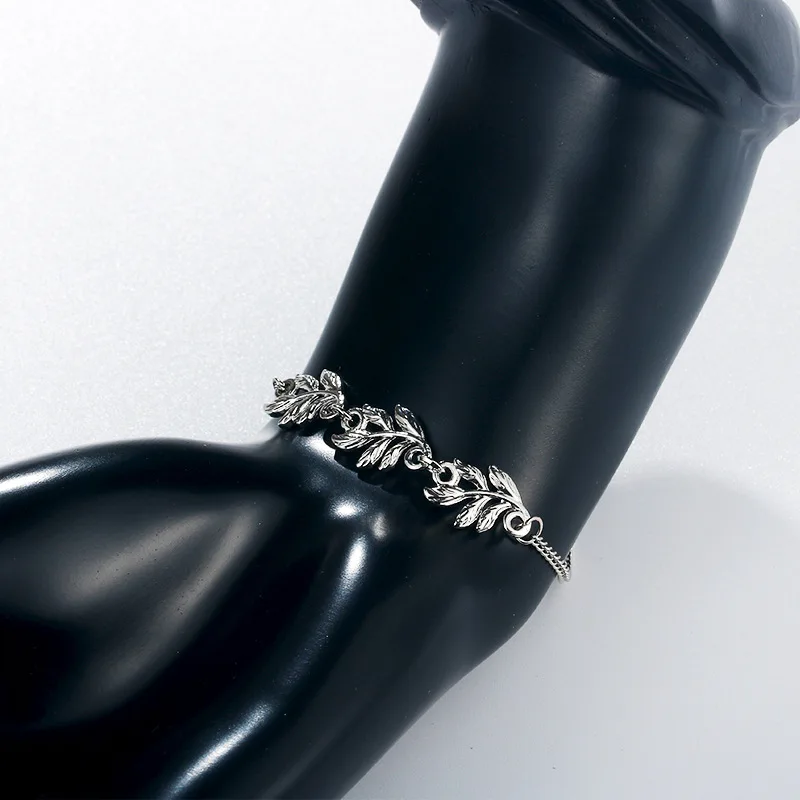 

New 2021 Fashion Luxury Leaf Bracelet Jewelry Plated 925 Standard Silver Bracelet for Lady Party Jewelry Anniversary Gift