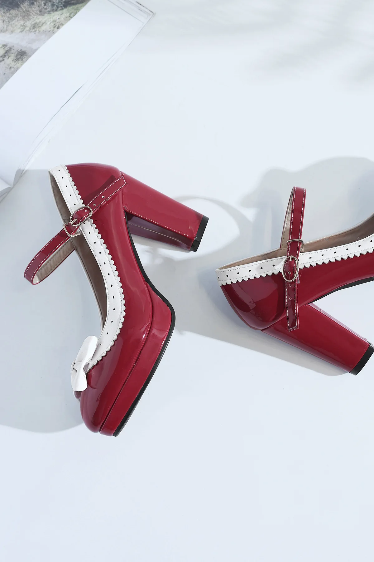 

size 42-43 2020 Lady Shoes Women Bowknot Women Pumps High Heels Buckle Strap Single Shoes Square Elegant Mixed Color New