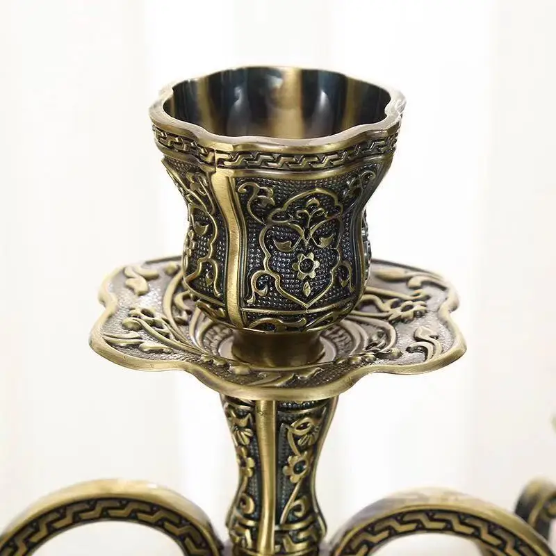 

Bronze Candelabra Metal Candle Holders Wedding Candlesticks Event Candle Stand Table Centerpiece For Home Decoration