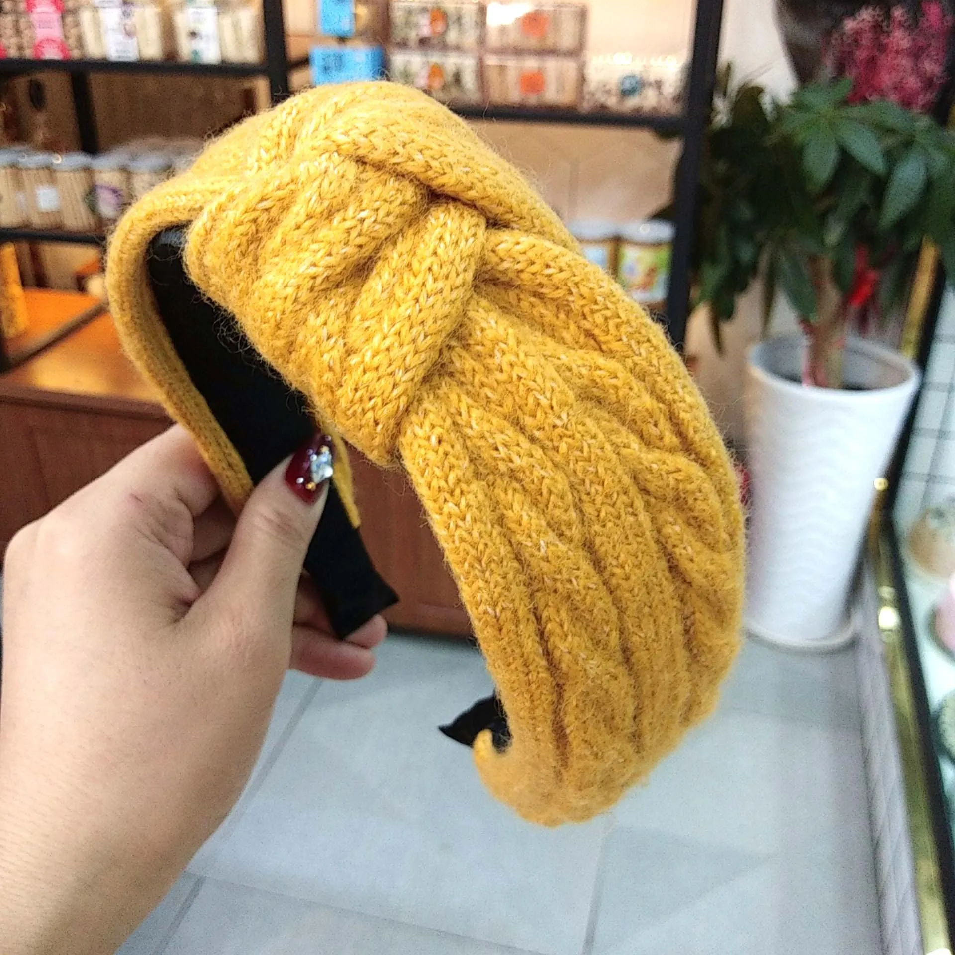 

Winter Woolen Knitted Knot Headbands New Fashion Solid Handmade Warm Wide Twist Hairbands For Women Girls Hair Hoop Accessories