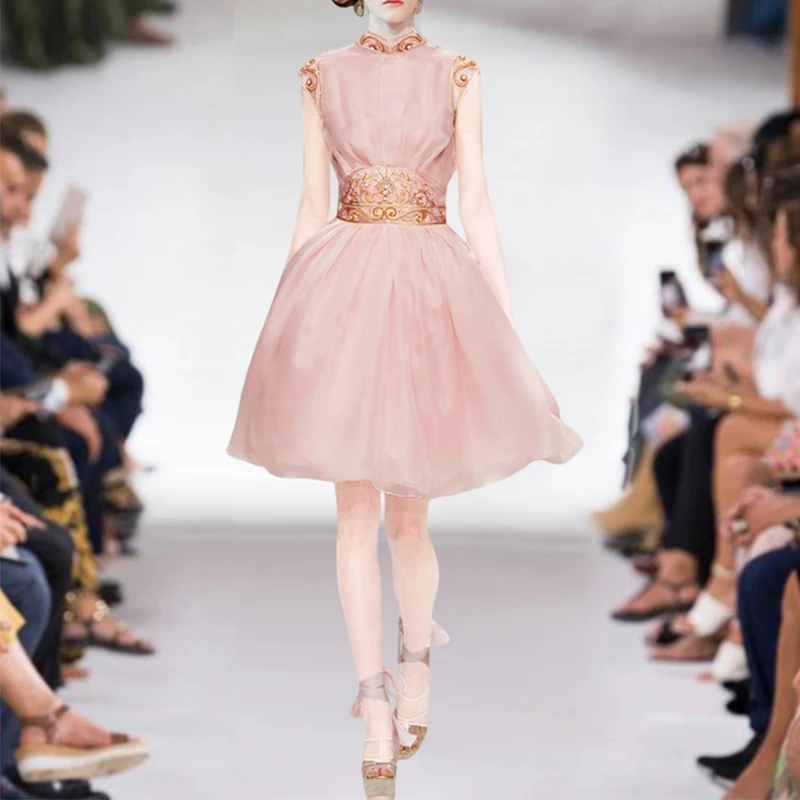 

2021 Summer Fashion Vintage Dress Women Pink Embroidery Elegant Runway New Puffy Dresses