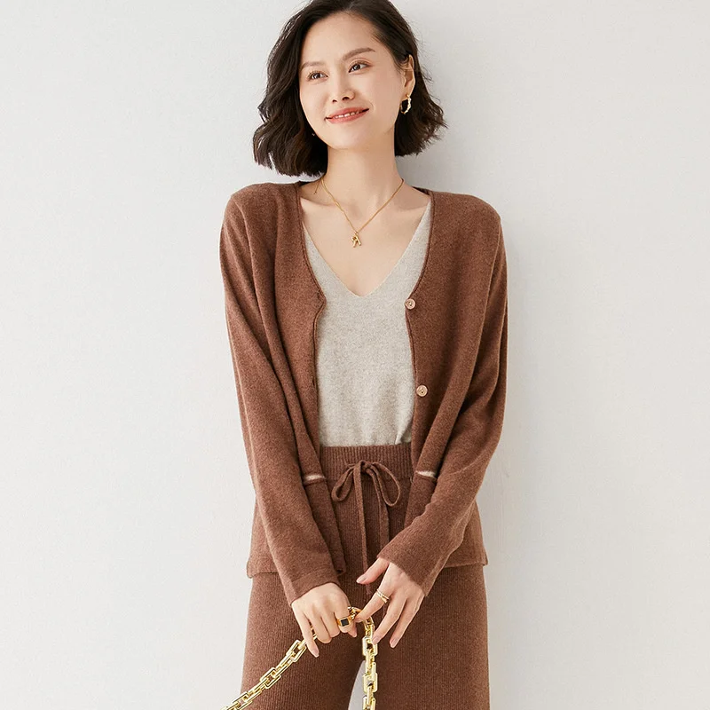 

Autumn and winter new woolen sweater cardigan women's V-neck curling slim fit versatile thin cashmere short sweater loose coat