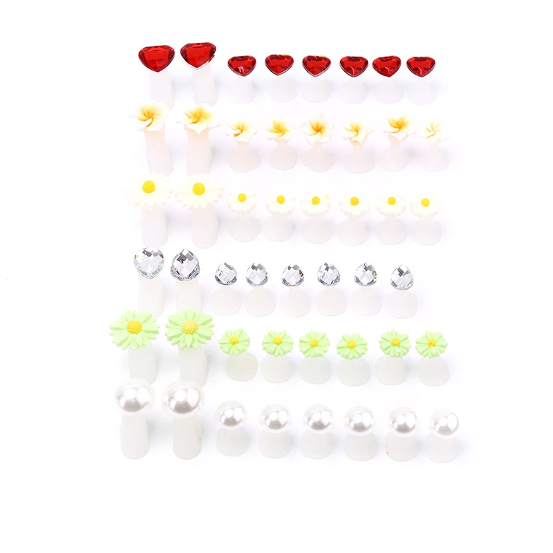 

8 Pcs/Set Toe Silicone Separator Pedicure Flower Waterdrop Crystal Diamond Pearl Separator Nail Art DIY Foot Care Tool