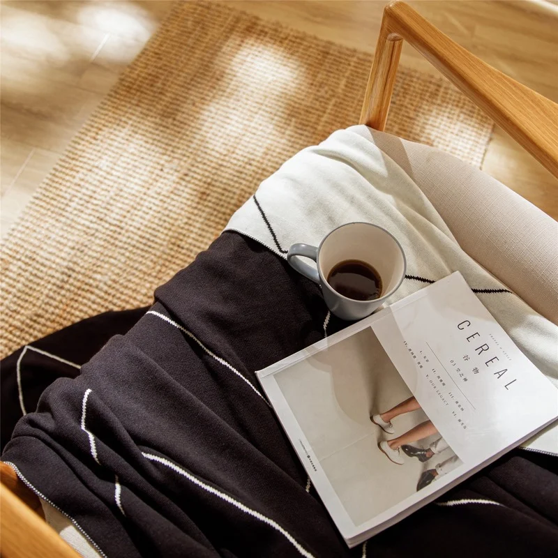 Beli YIRUIO Selimut Rajut Pola Kotak-kotak Hitam Putih Selimut Penutup Dua Sisi Digunakan Untuk Penutup Sofa/Penutup Kursi/Karpet Piknik/Selimut Tidur Siang