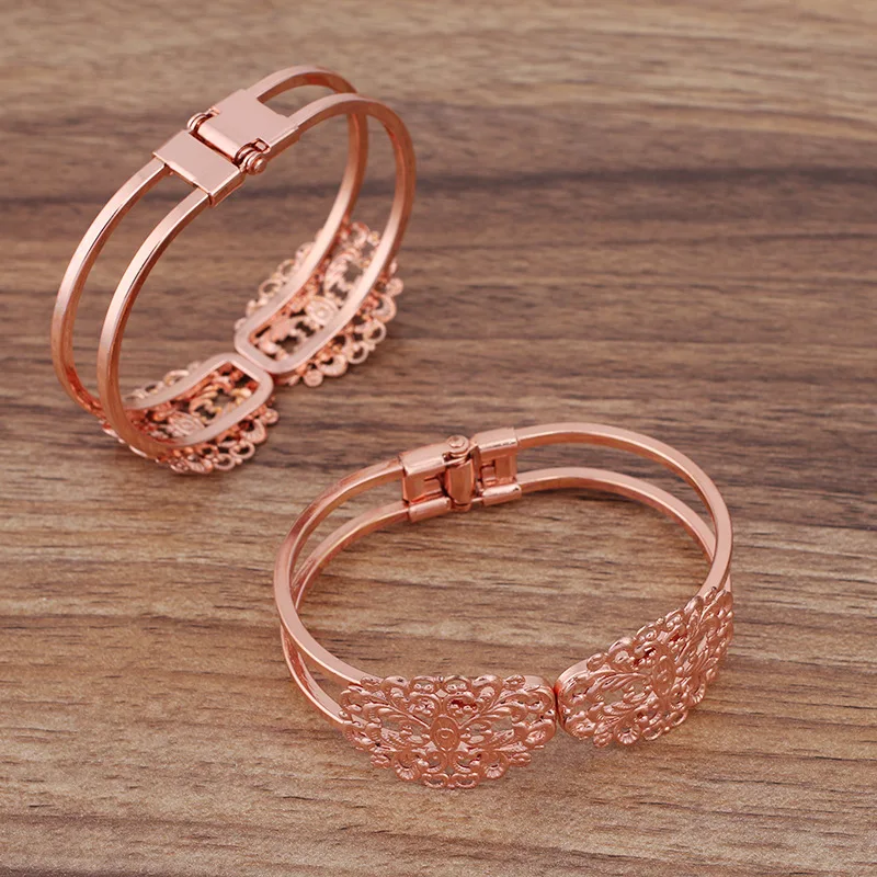 50 шт. женский браслет с филигранной настройки полые Цветочный ободок баз в стиле