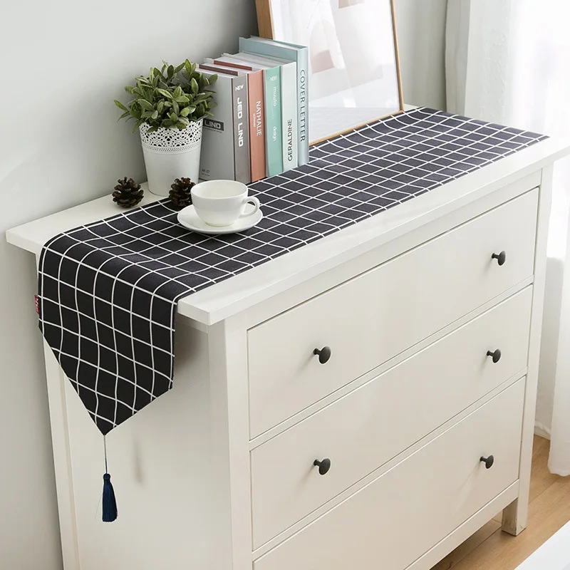 

Black White Geometric Table Runner Plaid Stripe Table Cover Plaid Printed Table Decoration Geometric Jacquard Table Protection