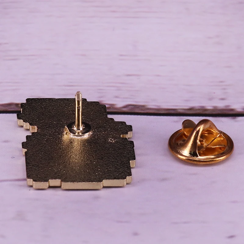 Эмалированная булавка для шляпы финальная фантазия 1 NES 8 бит красная лацкана