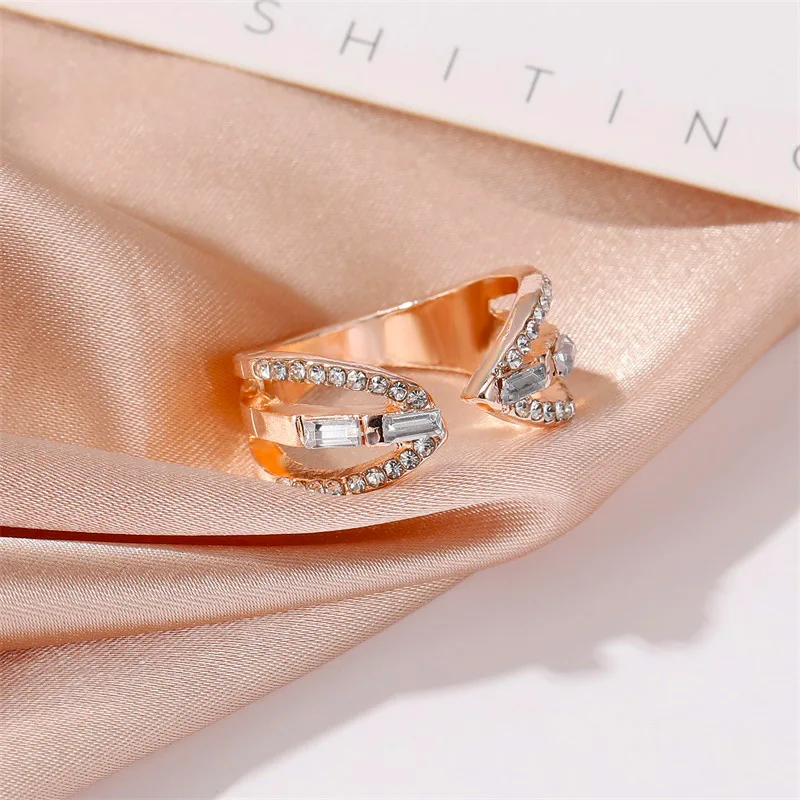 Модные циркониевые кольца со стрелками женское темпераментное простое открытое
