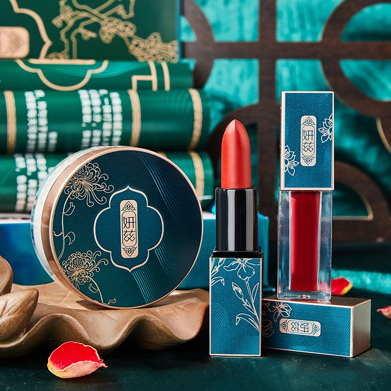 

7Pc Cosmetische Set Make-Up Foundation Luchtkussen Afwerking Poeder Gezicht Poeder Lipstick Oogschaduw Gift Kit Gifts For Ladies