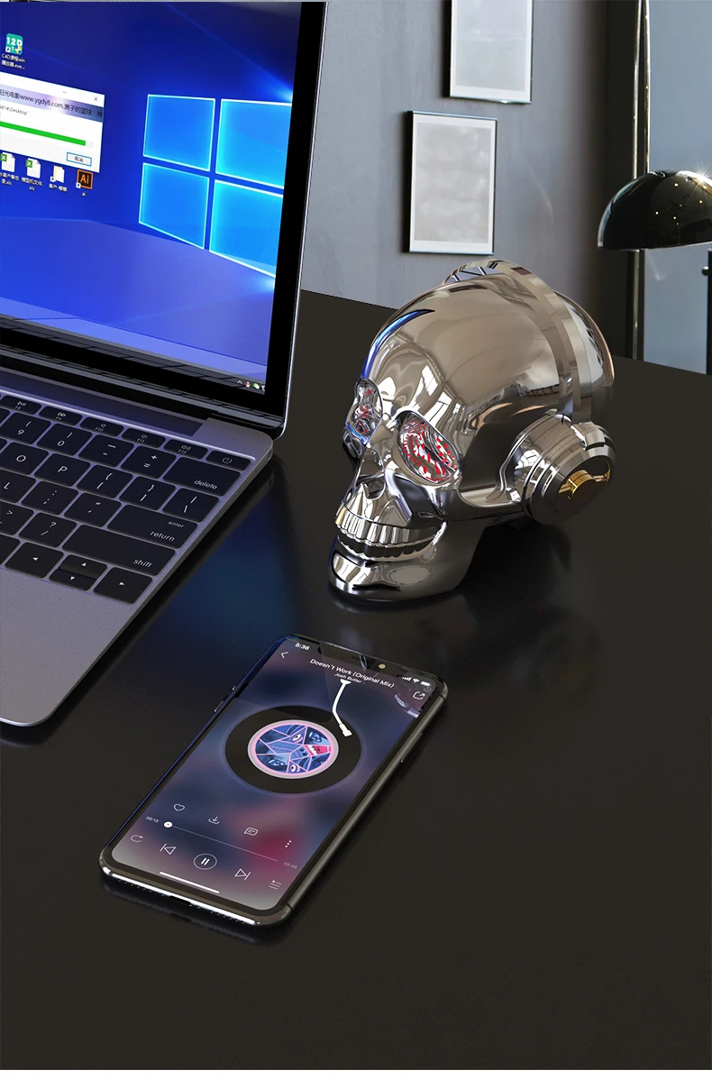 TWS/светодиодный стереофонический громкоговоритель с головкой черепа V7