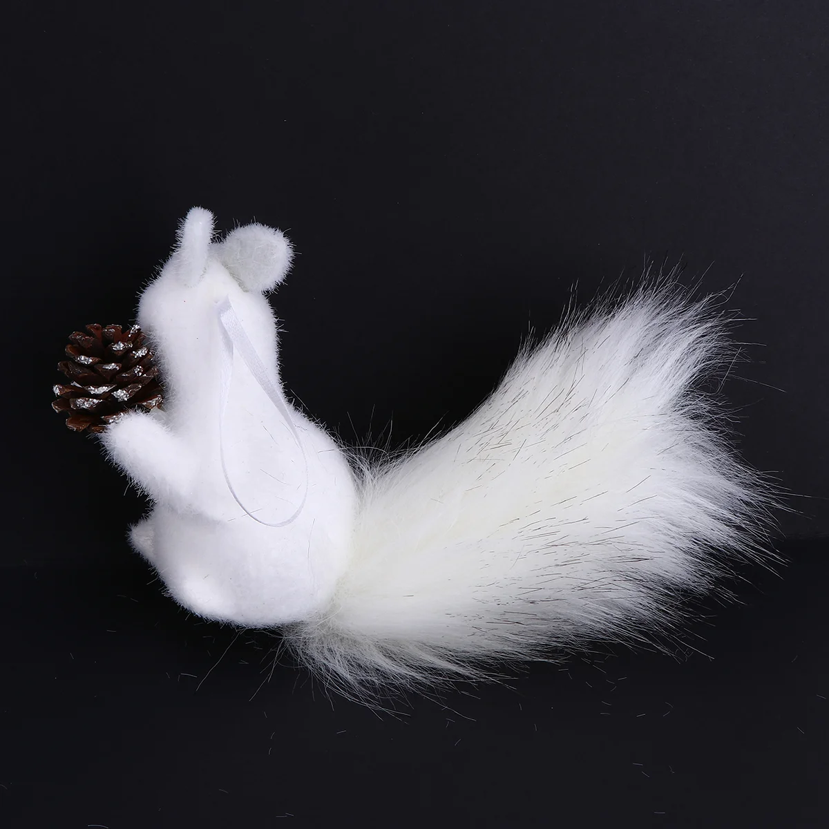 

1Pc Chirstmas Squirrel Figurines Tufting Crafts for Home Decoration White (Standing Squirrel)