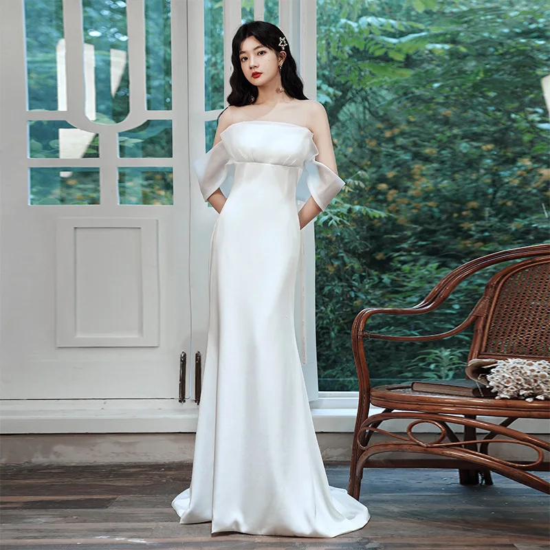 2020 Simple Fashion Elegant Bride Toasting Evening Gowns Noble Trailing Dress White Sexy Off Shoulder Mermaid Prom Dresses