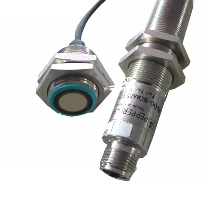

UB300-18GM75-E23-K-V15 Wavelength sensor UB300-18GM
