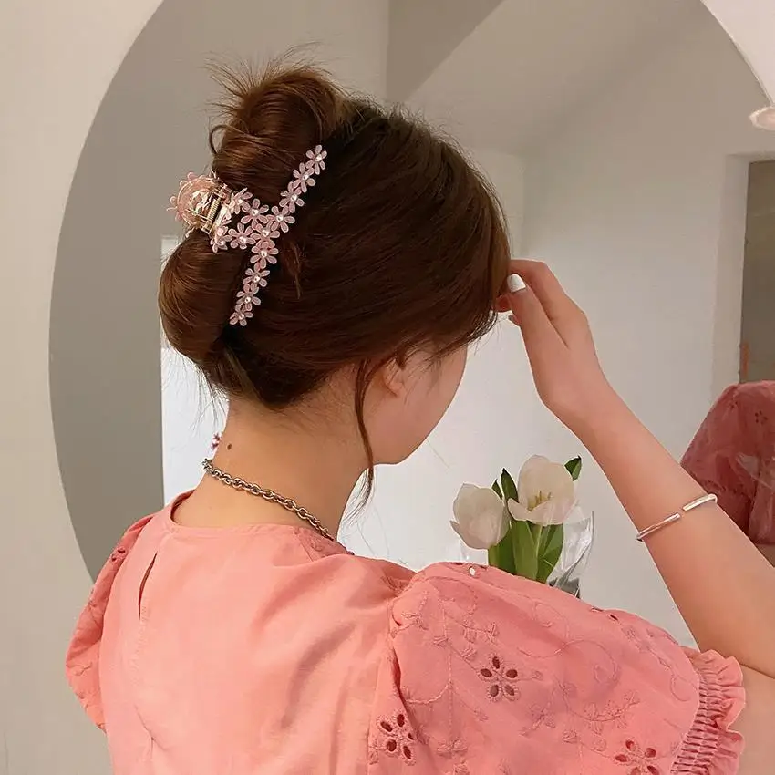 

Fashion flower flower hairy claw girl back head powerful big claw clip crab clip gift party birthday accessories