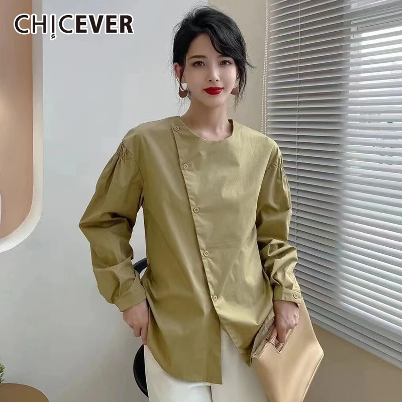 

CHICEVER Прямые повседневные однобортные рубашки для женщин с круглым воротником и длинным рукавом Однотонные блузки Женская корейская модная...
