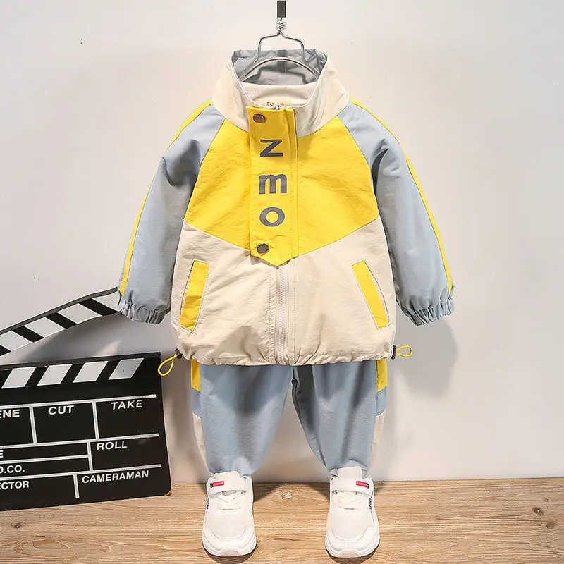 Детский спортивный костюм с длинным рукавом на Возраст 4-8 лет |