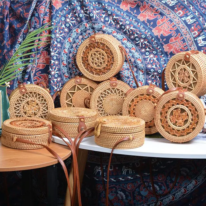 

2022 Fashion Round Straw Bags Summer Style Women Handbags Bohemian Rattan Crossbody Bags Handmade Woven Beach Circular Bags L100